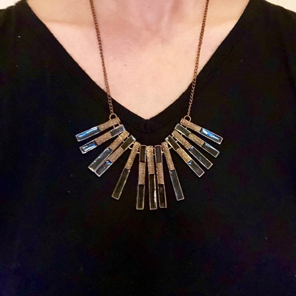 Boutique Jewelry - ✨📚Boutique Statement Necklace Black & Gold📖✨